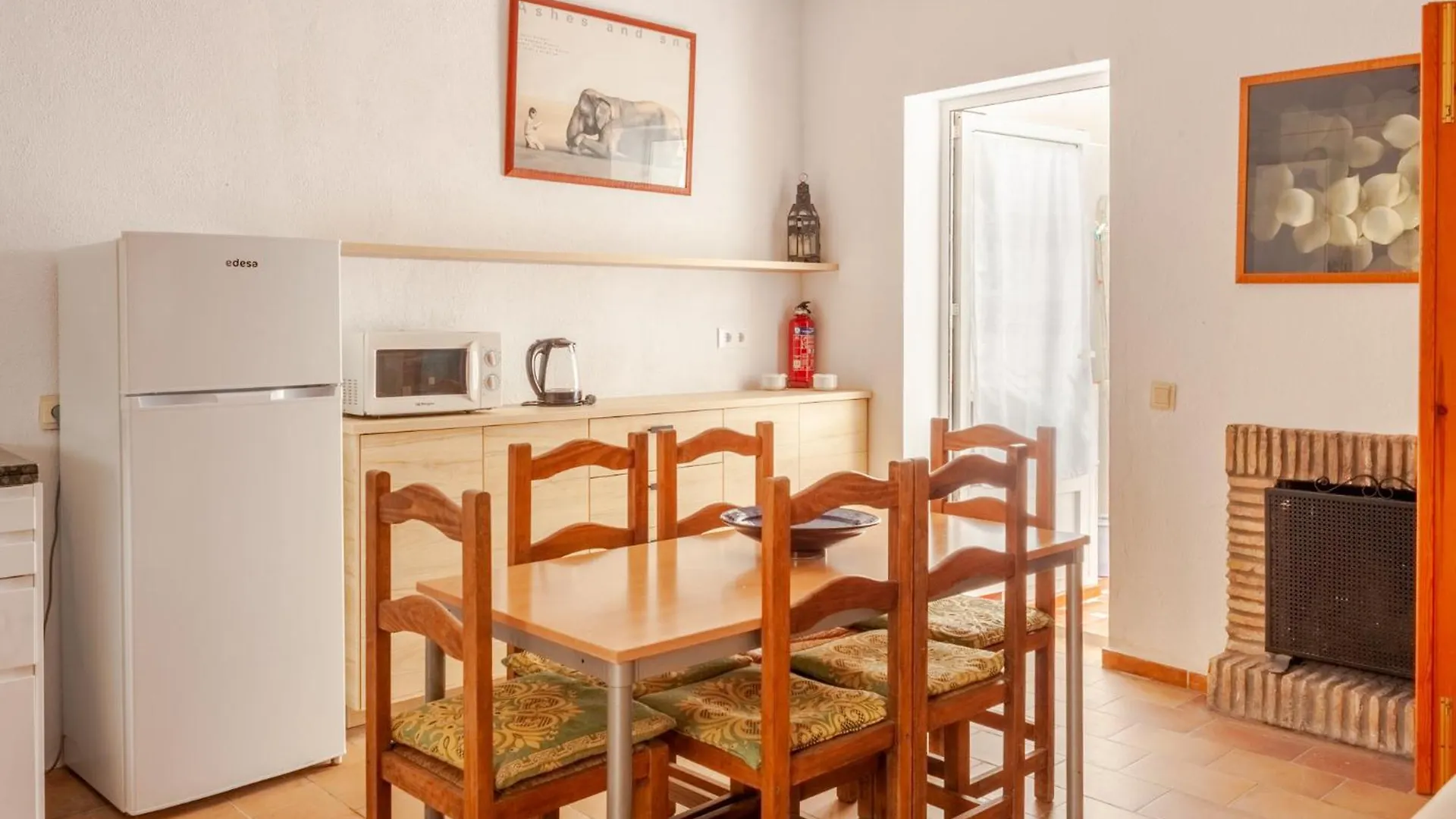 Apartment Las Palmeras Zahara Center Zahara de los Atunes Spain